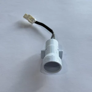 High Quality Socket E12 E14 Lamp Waterproof E14 Lamp Holder with Cable Strip