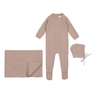 Wholesale Winter Autumn New Design Customizable Long-Sleeved Jumpsuit Newborn Girls Footed Knitted Romper