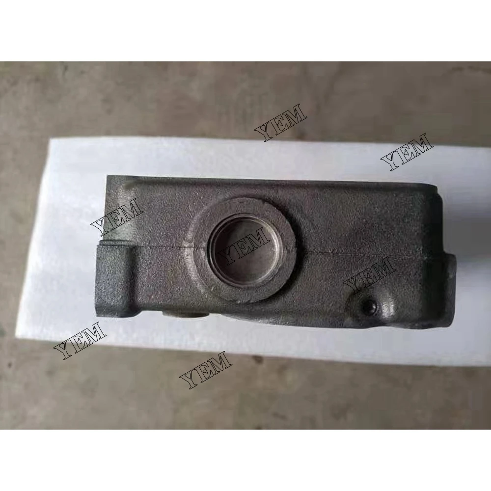 FOR KUBOTA ENGINE PARTS ZB600 CYLINDER HEAD 2