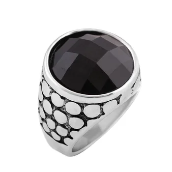 High Quality 2022 Personality Retro Silver Jewelry Black Stone Diamond Stainless Steel Rings For Men's Jewelry Wholesale