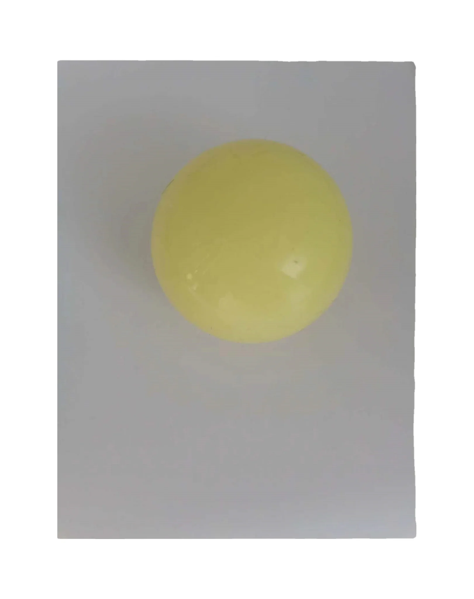 PULI Rubber balls with added fluorescent agents can emit light