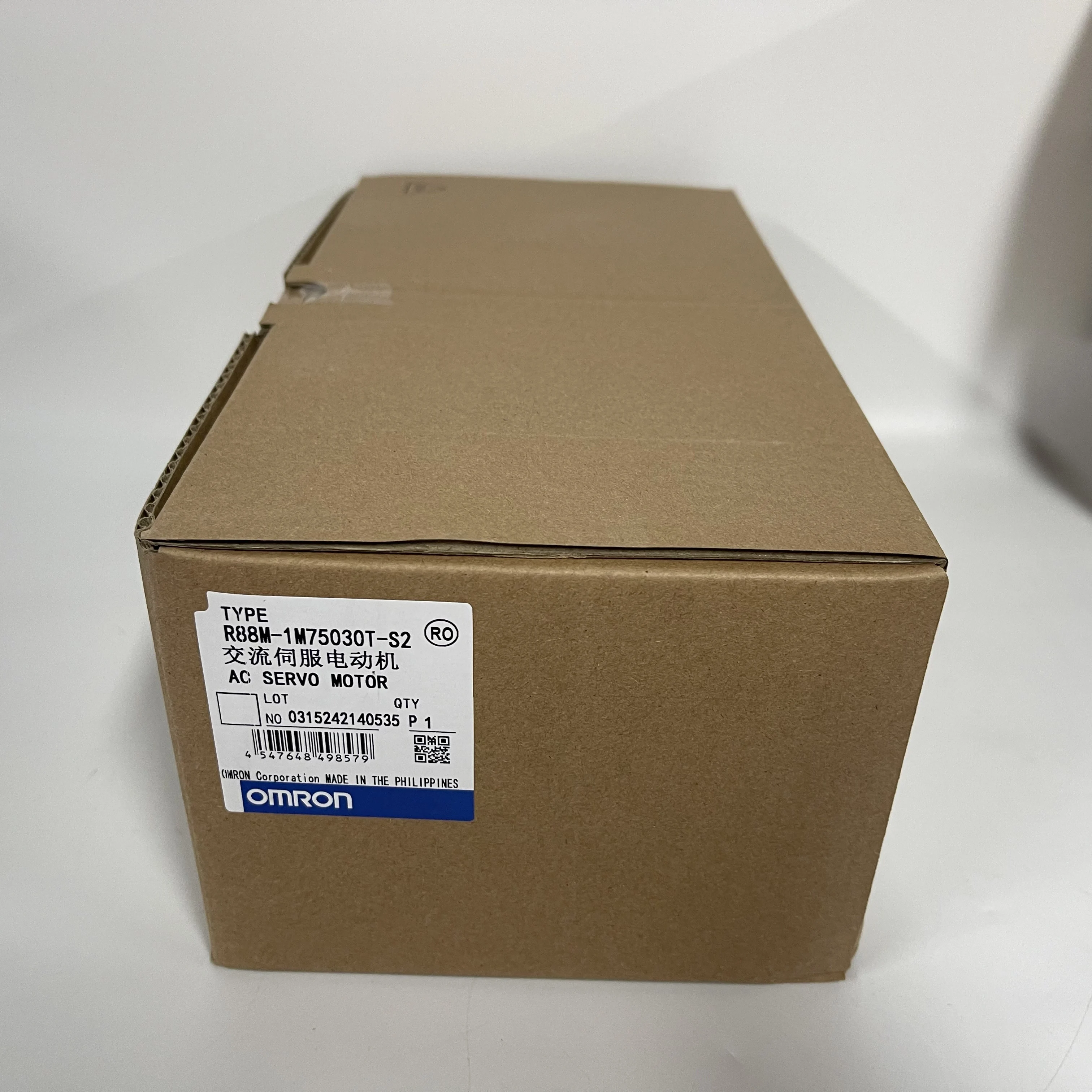 Omron AC Servo Motor R88M-1M75030T-S2 Omron AC Servo Motor R88M-1M75030T-S2