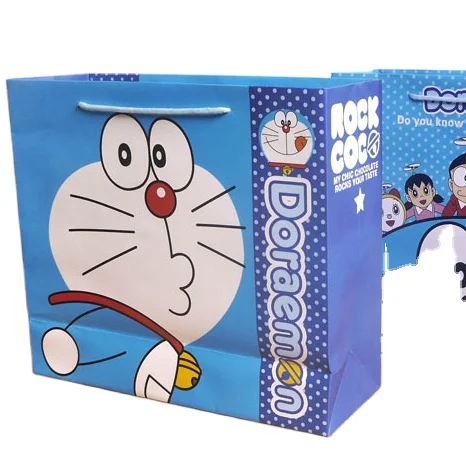 Túi Giấy Mèo Doraemon với hình ảnh chú mèo máy ngộ nghĩnh đồng hành cùng bạn sẽ là món phụ kiện thời trang độc đáo giúp bạn nổi bật trong các buổi hẹn hò hay dạo phố.