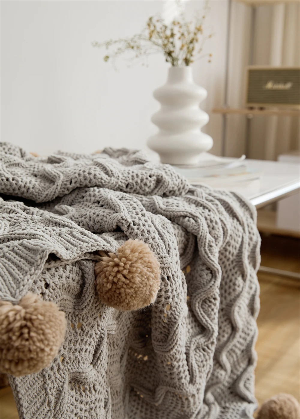 Fts Factory Soft Cable Handmade Pompom Chenille Knitted Bed Couch Throw Blanket details