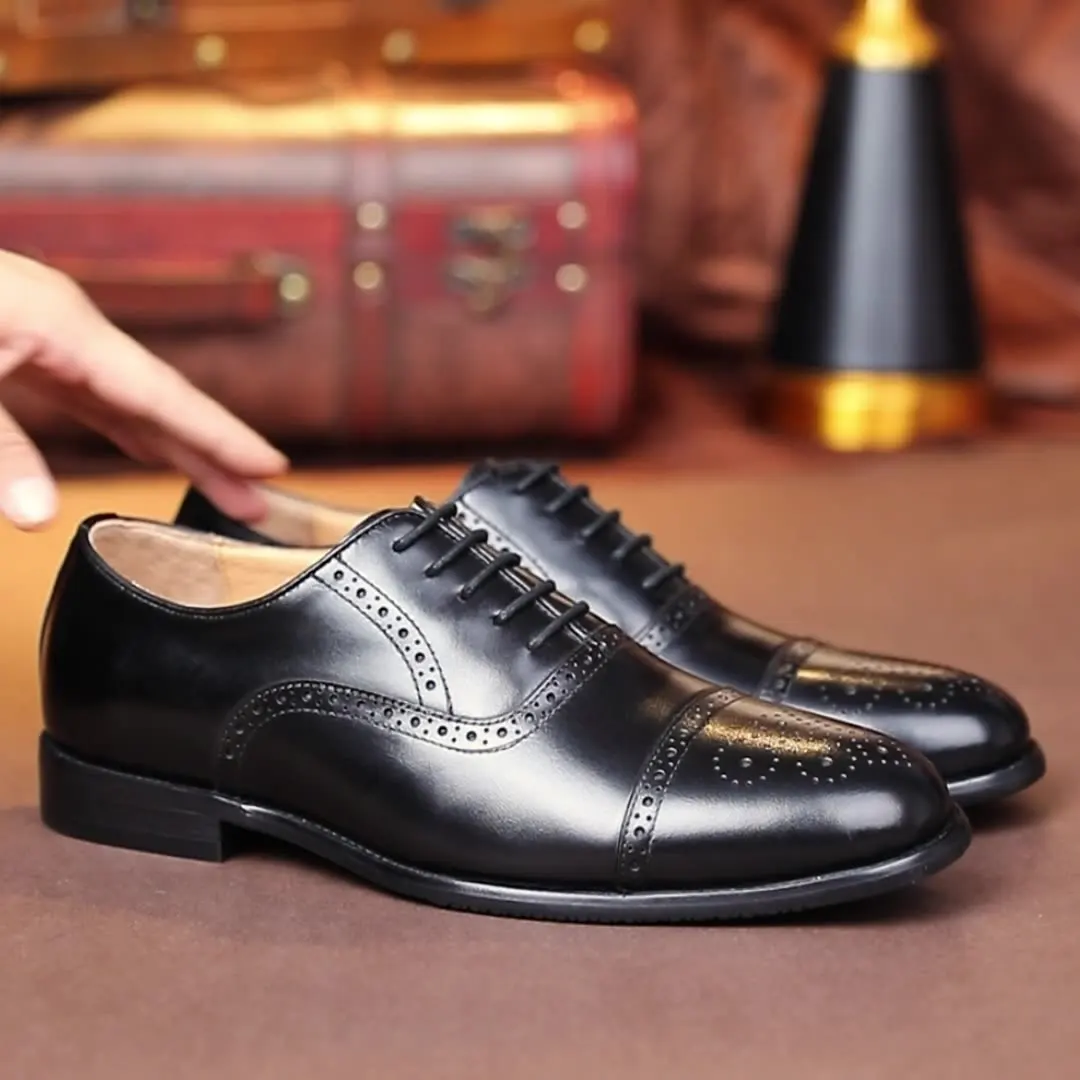 Men's Dress Shoes Italian Style Formal Genuine Leather Shoes Lace-up Handmade Loafers Business Formal Oxford Shoes for Men Men's Dress Shoes Italian Style Formal Genuine Leather Shoes Lace-up Handmade Loafers Business Formal Oxford Shoes for Men