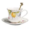 Taza y plato amarillos (200 ml)