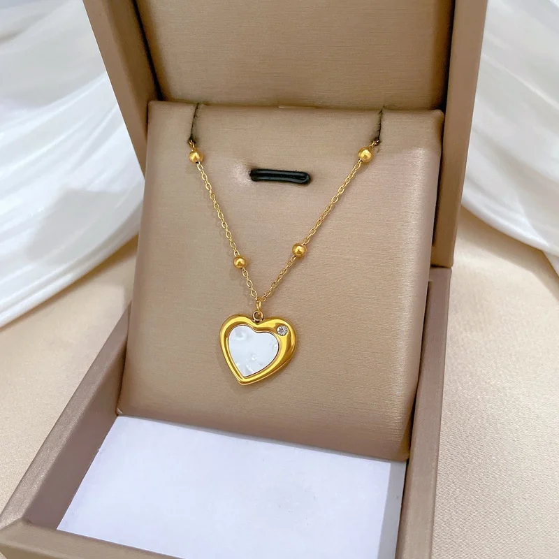product 2026 high quality heart shaped pendant shell diamond stainless steel non fading ladies heart shaped pendant necklace-4