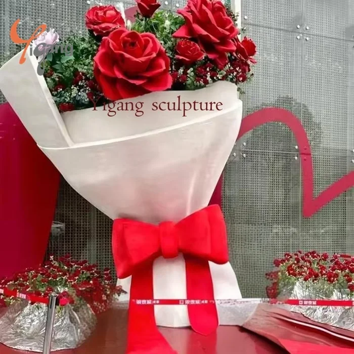 High Quality Life-Size Colorful Flower Bouquet Rose Sculpture Customizable Factory Fiberglass Resin Crafts Decoration