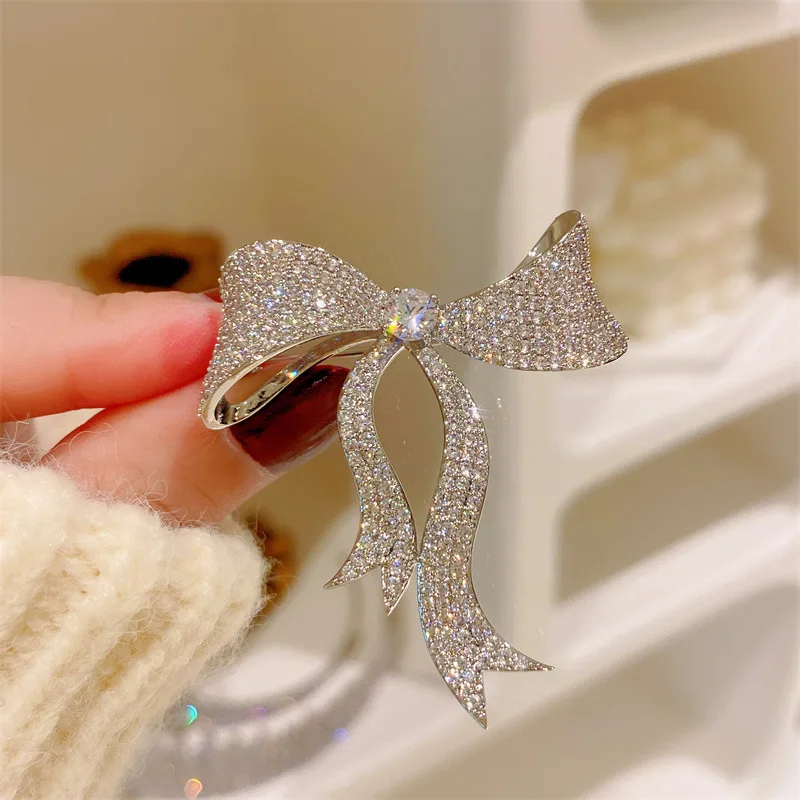 New Design Glitter Full Diamond Tassel Brooches Women Elegant Suit Pin Gift  Silver Zircon Bow Brooch - Buy Bow Brooch,Zircon Bow Brooch Diamond Tassel