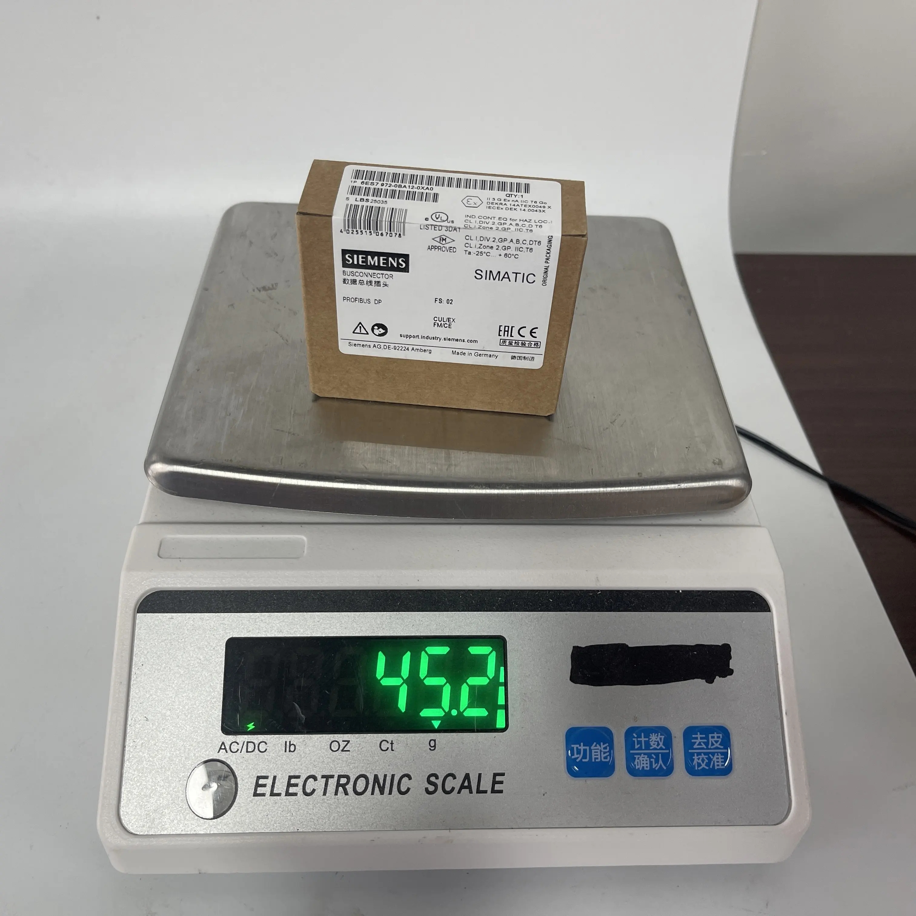 Siemens PROFIBUS DP Bus Connector 6ES7972-0BA12-0XA0 Siemens PROFIBUS DP Bus Connector 6ES7972-0BA12-0XA0