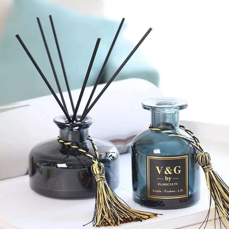 Wholesale Clear Custom Color 50ml 100ml 150ml 200ml 250ml Round Essential Oil Reed Diffuser Glass Bottle for Fragrance Use