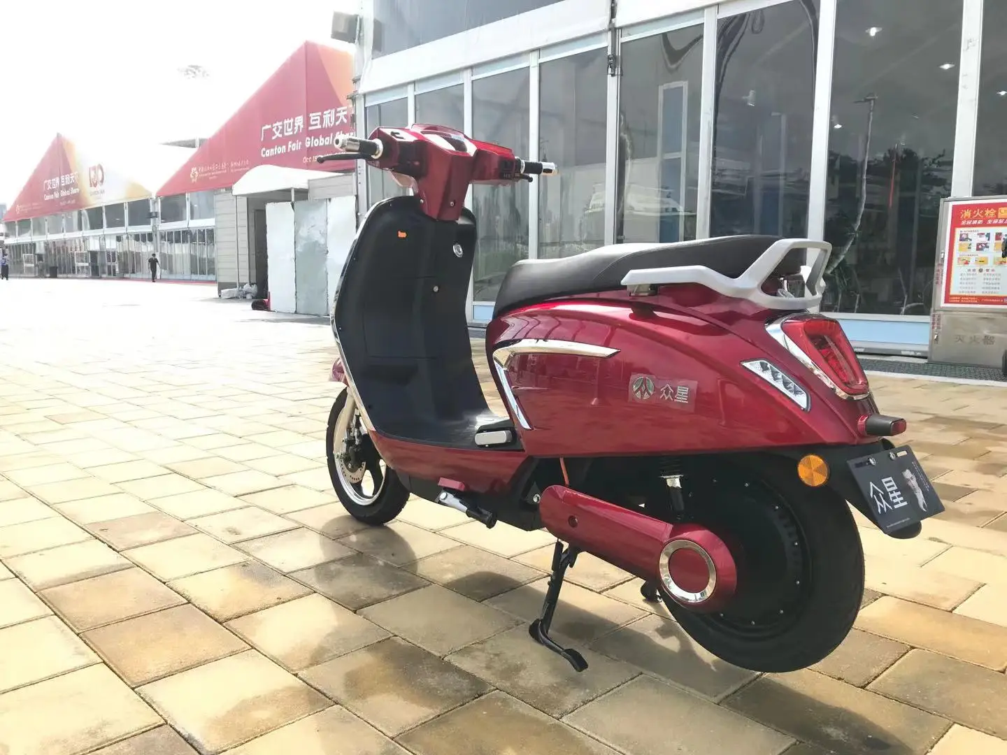 China OEM High Speed New Model Electric Motorcycle Scooter 800