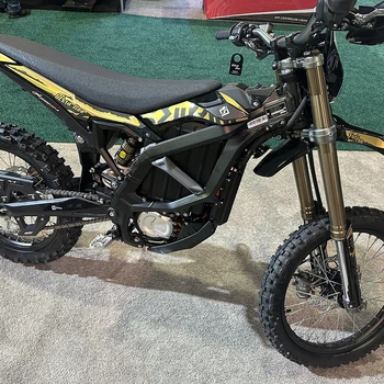  AURA X　ロードバイク FUJI（フジ） 2018年モデル ROUBAIX AURA （ルーベーオーラ