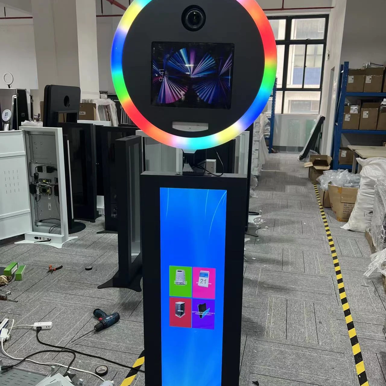 RGB LED Lights Bring Ipad Photo Booth Free Custom Shape Photo Booth Shell Stand Booth 10.2'' 11'' and 12.9'' Ipad 1 - 9 Pieces