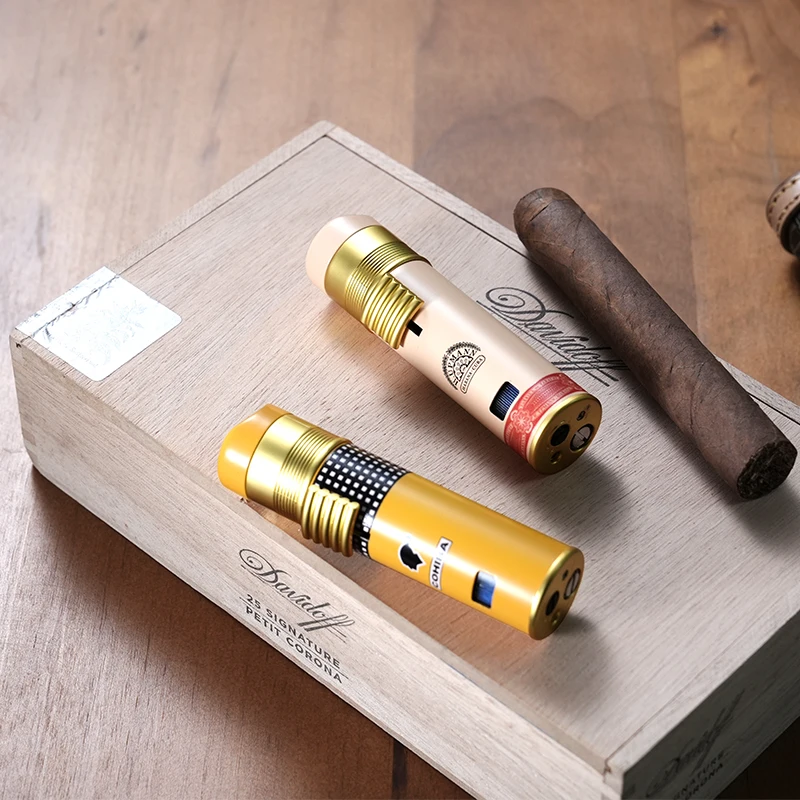 Зажигалка для сигар с тройным пламенем встроенная в подстаканник и дыроколы