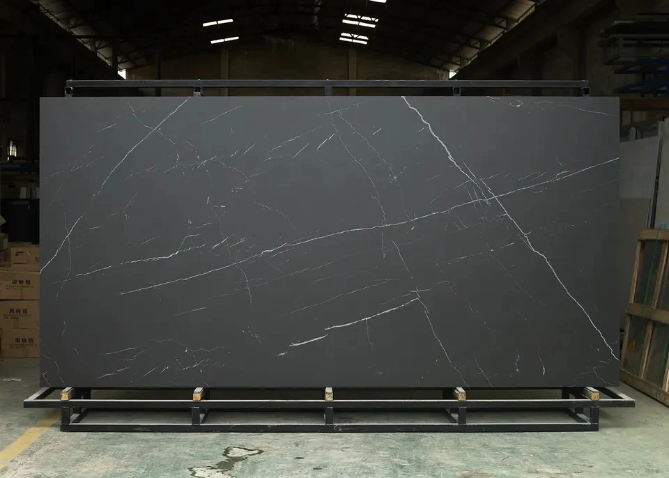 yuanda calacatta stone tiles engineered large slab black sintered stone slab wall interior-7