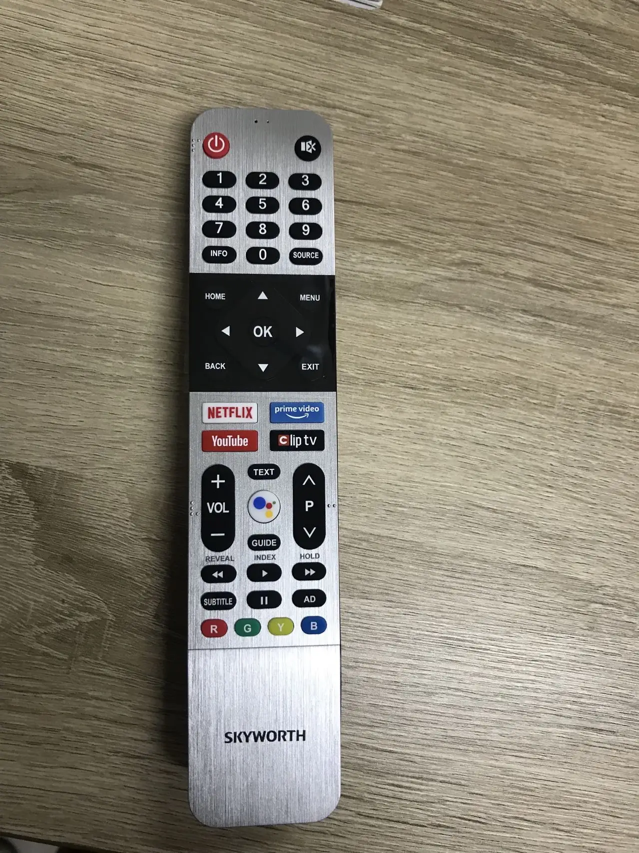 オリジナルのスカイワースLEDスマートTV 505565インチAndroidTV