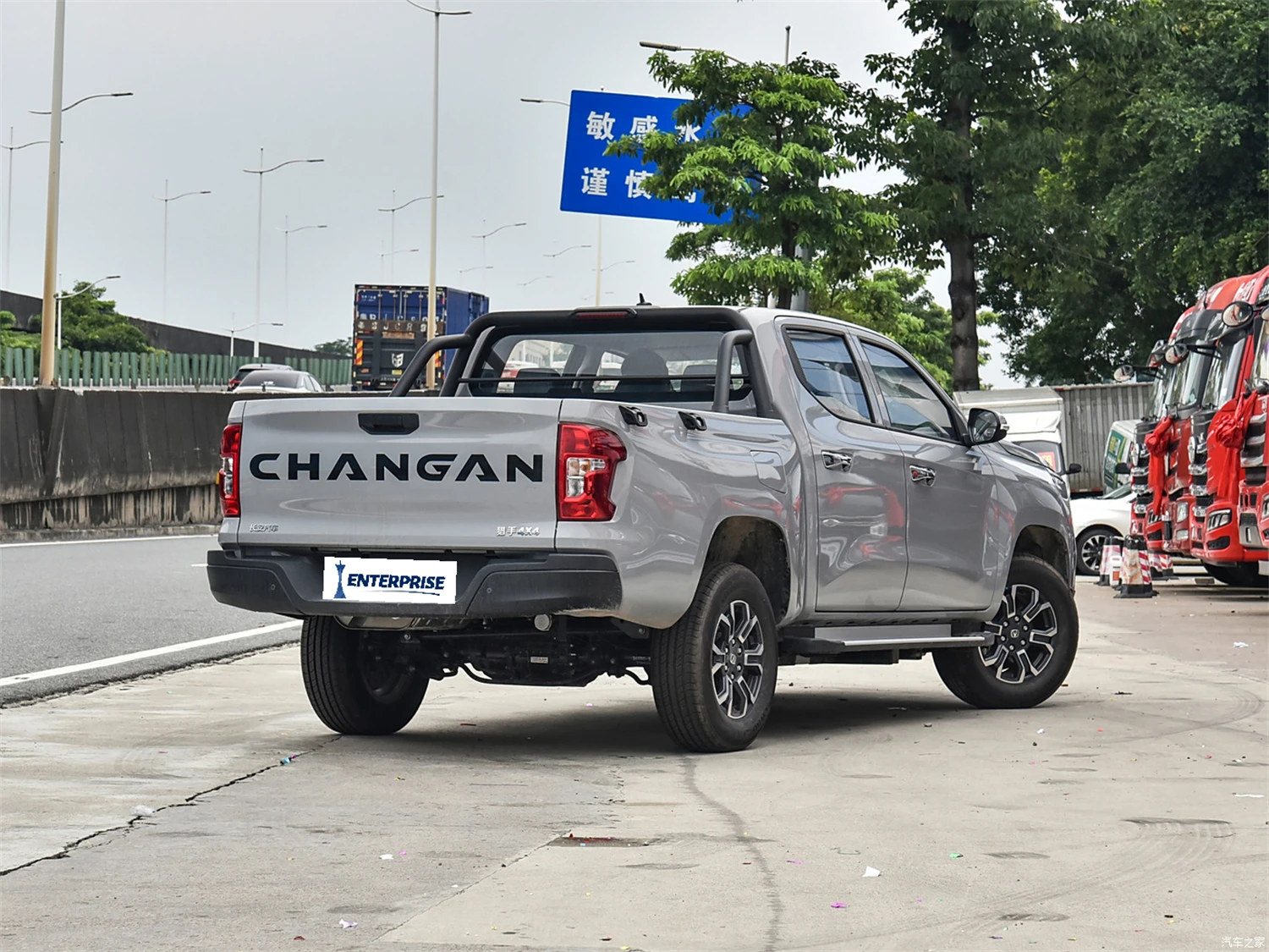 2023 Changan F70 Hunter 2.0T Black Manual 4x4 Pickup Truck 4-Door 5-Seater Kaicene Petrol Diesel Left Steering FWD Cheap Cars