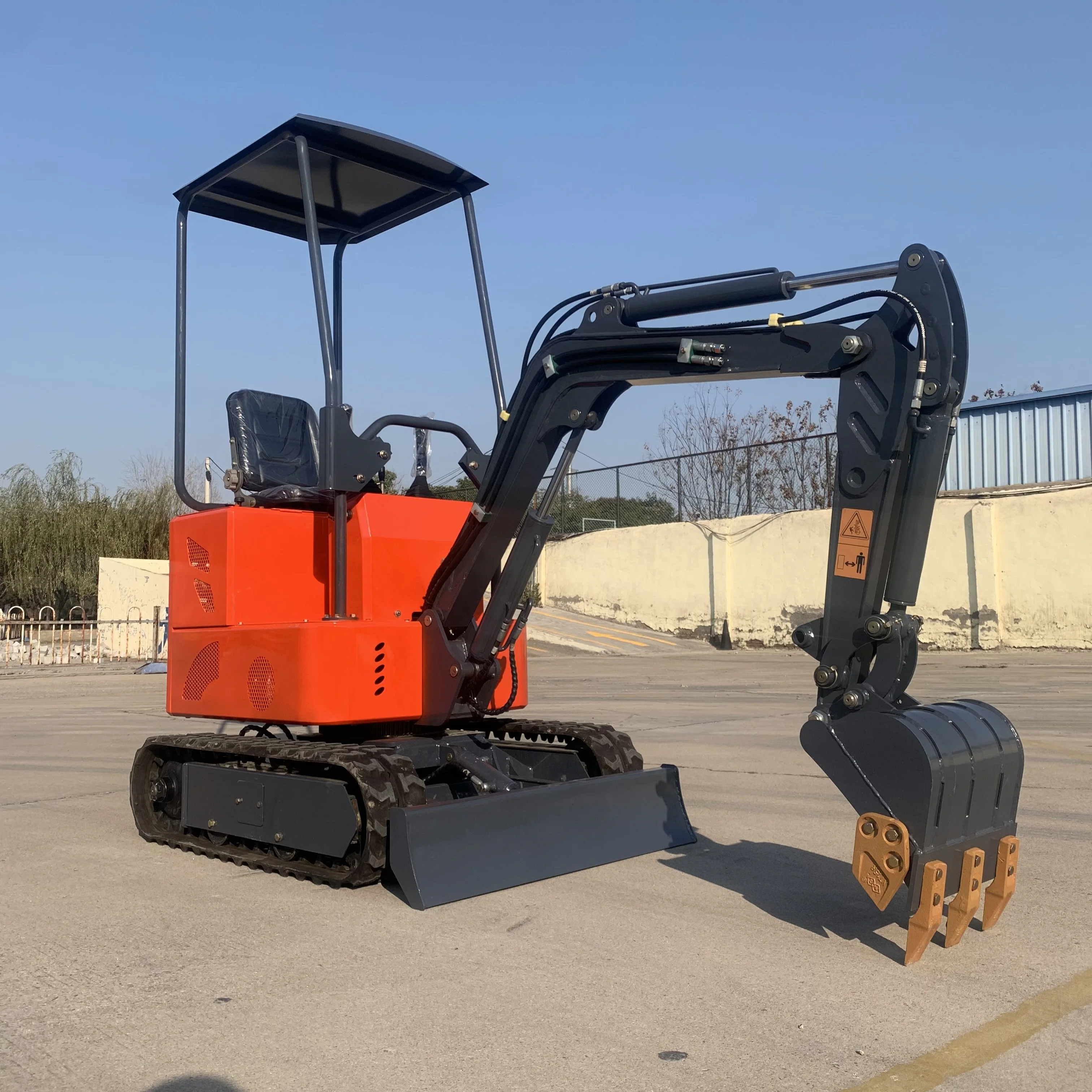 2023 новый дизайн гусеничный экскаватор 1 тонный маленький