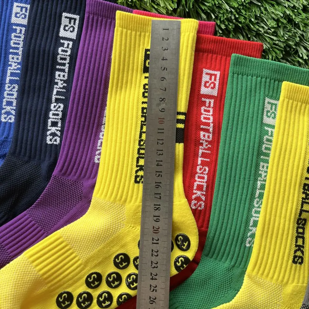 Wholesale Oem Custom Made Fs Tape Design Sport Socks Mens Grip Socks