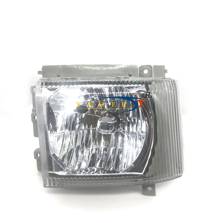 Wholesale AUTO PARTS 4HG1 NPR HEAD LAMP 8982413270