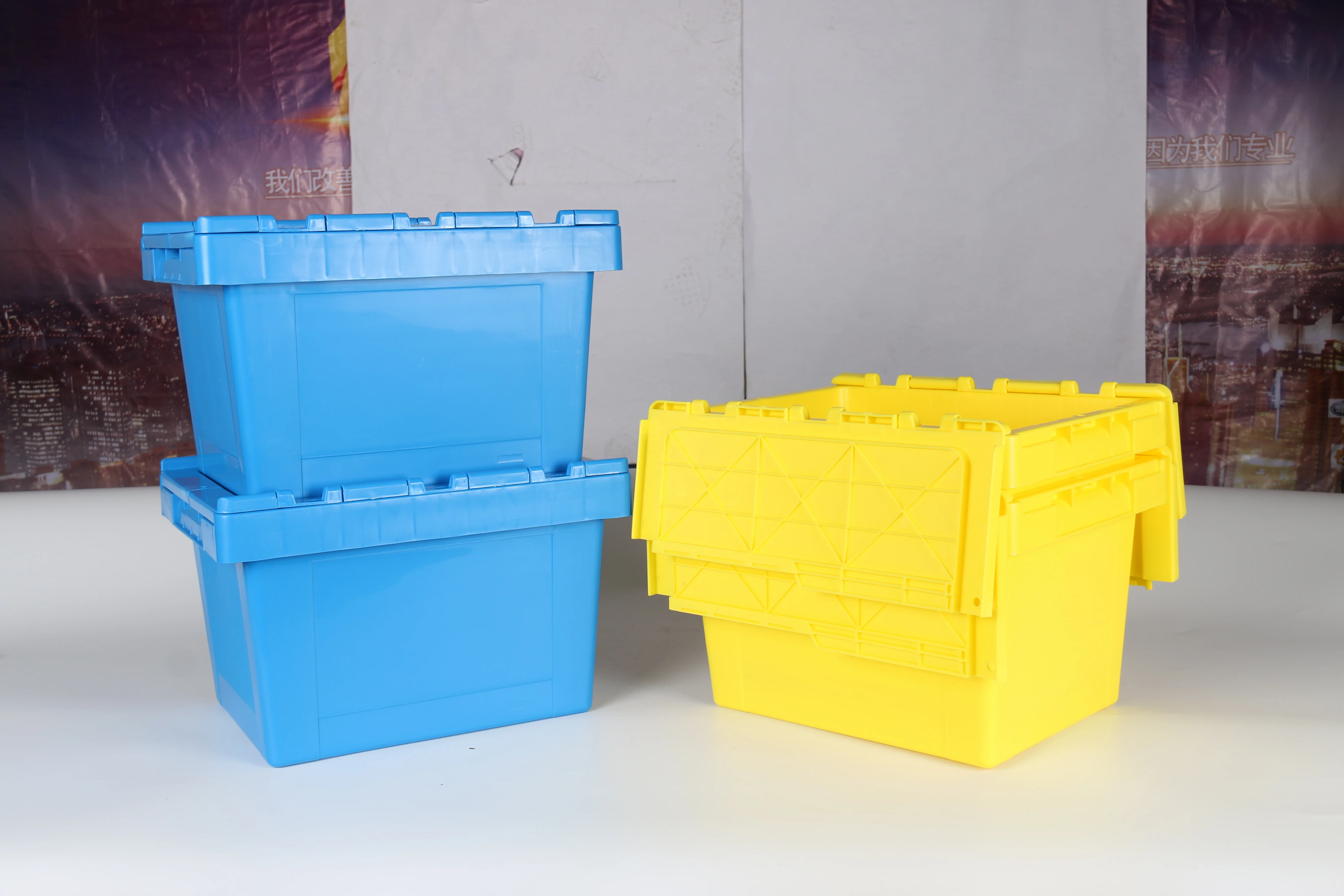 Stackable and Nestable Plastic Storage Containers for Logistics