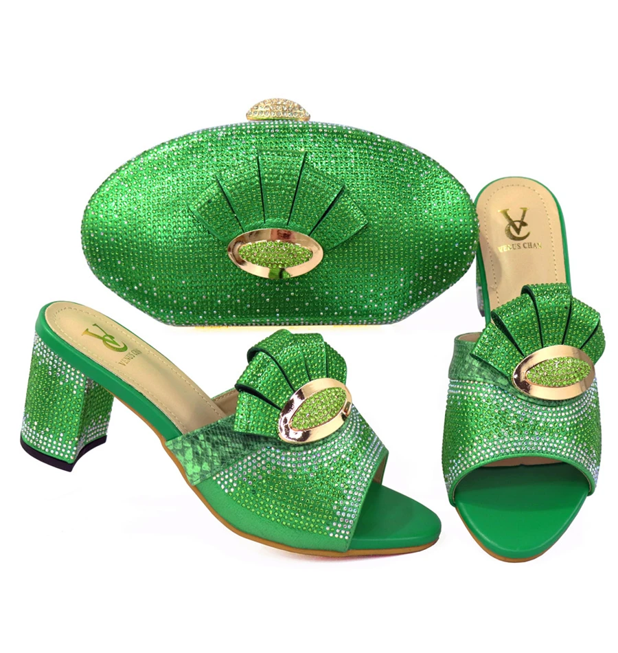 Zapatos y bolsos de fiesta a juego para ser la invitada perfecta de las  bodas 2018 – Denovas Blog