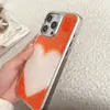 Coeur blanc sur orange