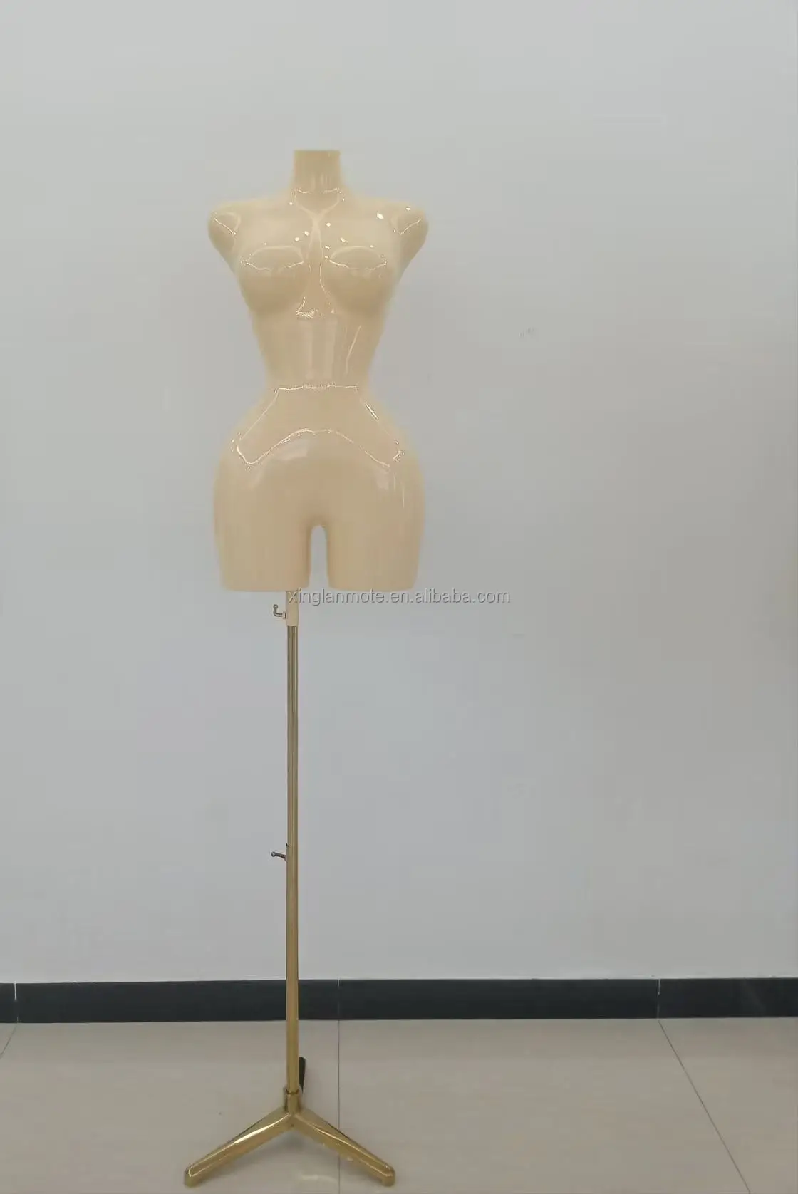 BBL Women s Curvy Plastic Mannequin Brazilian Girl Dress Form With Big