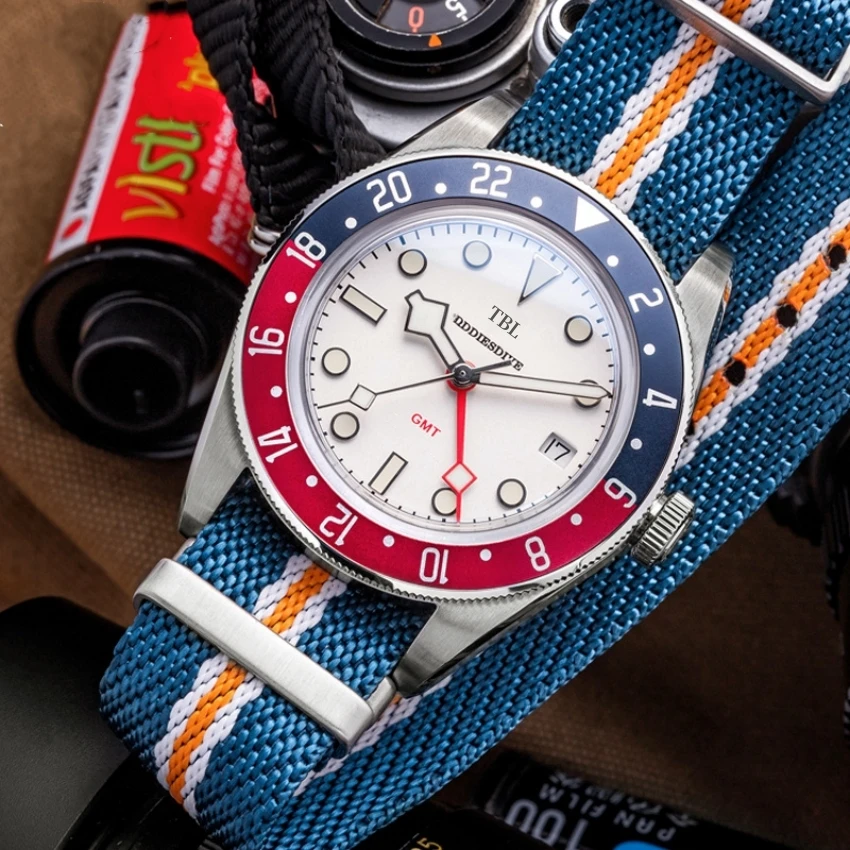 OEM Custom NH34 Automatic Mechanical Movement Men's GMT Watch 50 Meters Waterproof Dual Time Zone Calendar Outdoor Watches