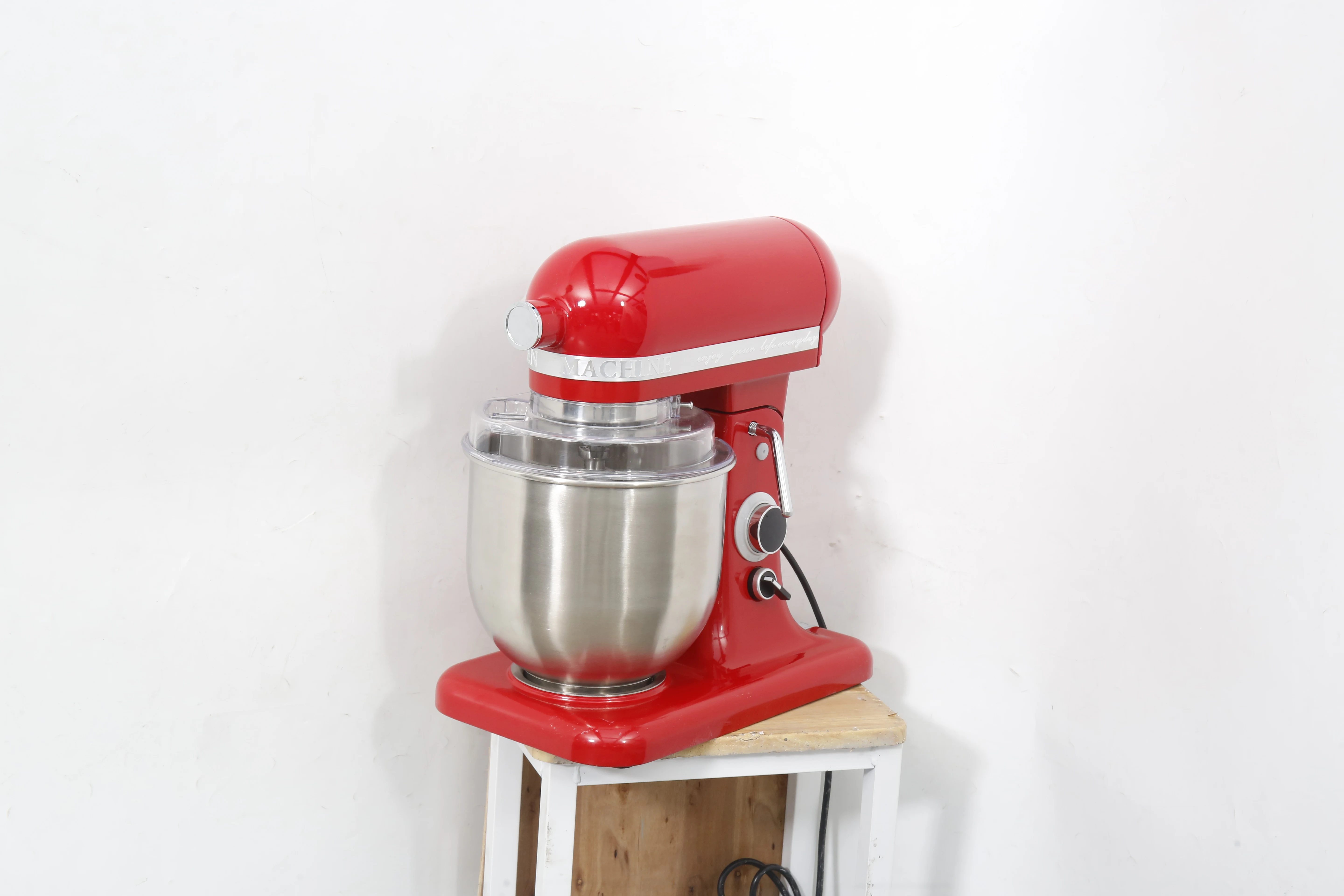 Factory Wholesale Home Kitchen Appliance 7L Dough Cake Egg Beater Electric Table Stand Hand Held Food Mixer with Mixing Bowl