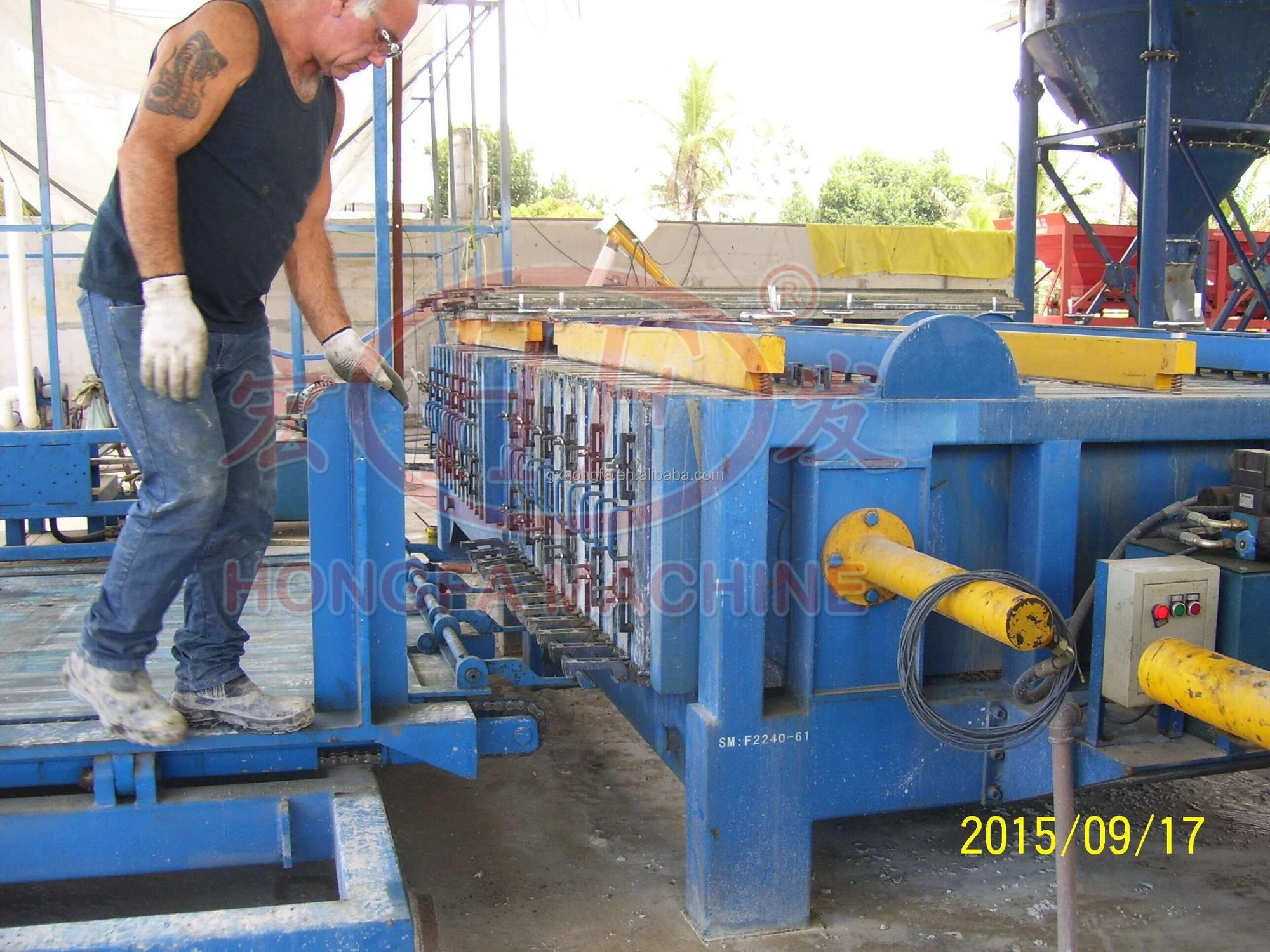 Precast Concrete Hollow Core Slab Production Line - Automatic Wall ...