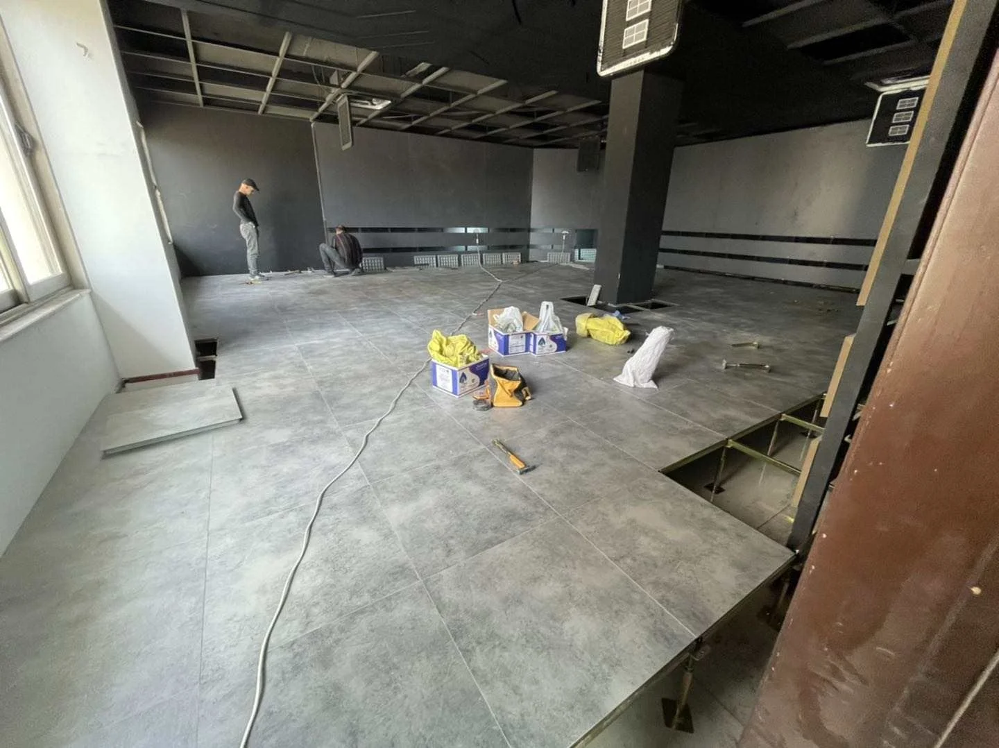 Control Room Hpl Access Floor Panel Antistatic Hpl Finish Floor