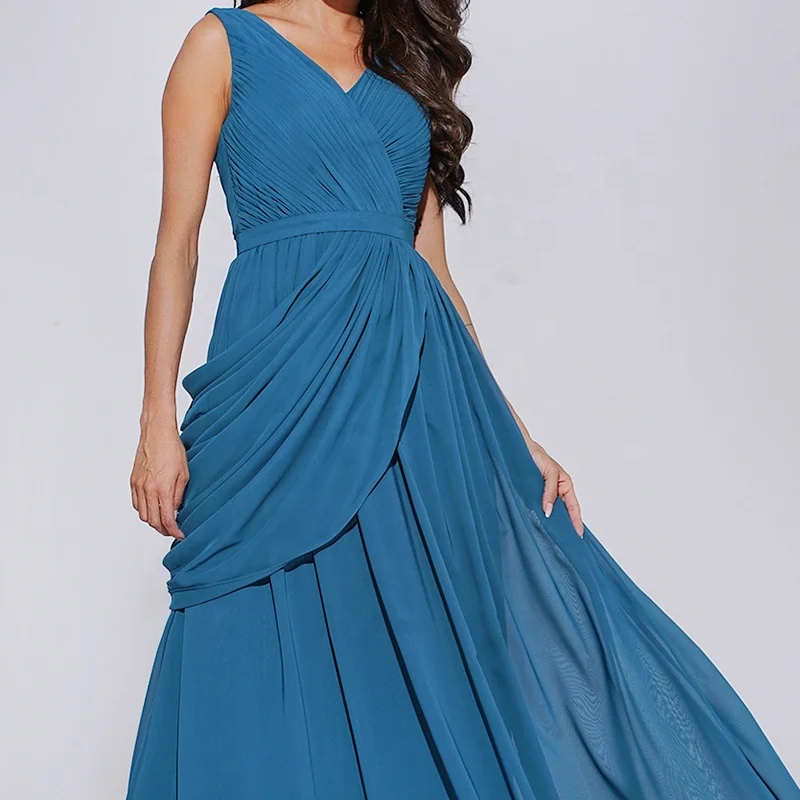 2020 Chiffon V Neck Sleeveless Pleating Peacock Blue Ruffles Chiffon Long Cheap Bridesmaid Dresses Made in China 2020 Chiffon V Neck Sleeveless Pleating Peacock Blue Ruffles Chiffon Long Cheap Bridesmaid Dresses Made in China
