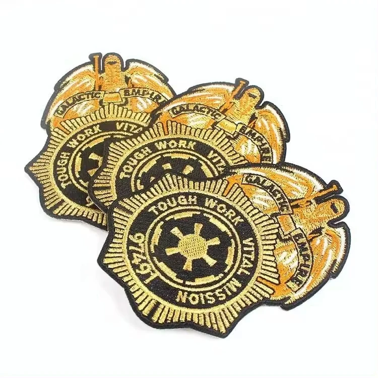 Low MOQ Custom Brand Name Logo Border Applique Machine Embroidery Patches for Clothes