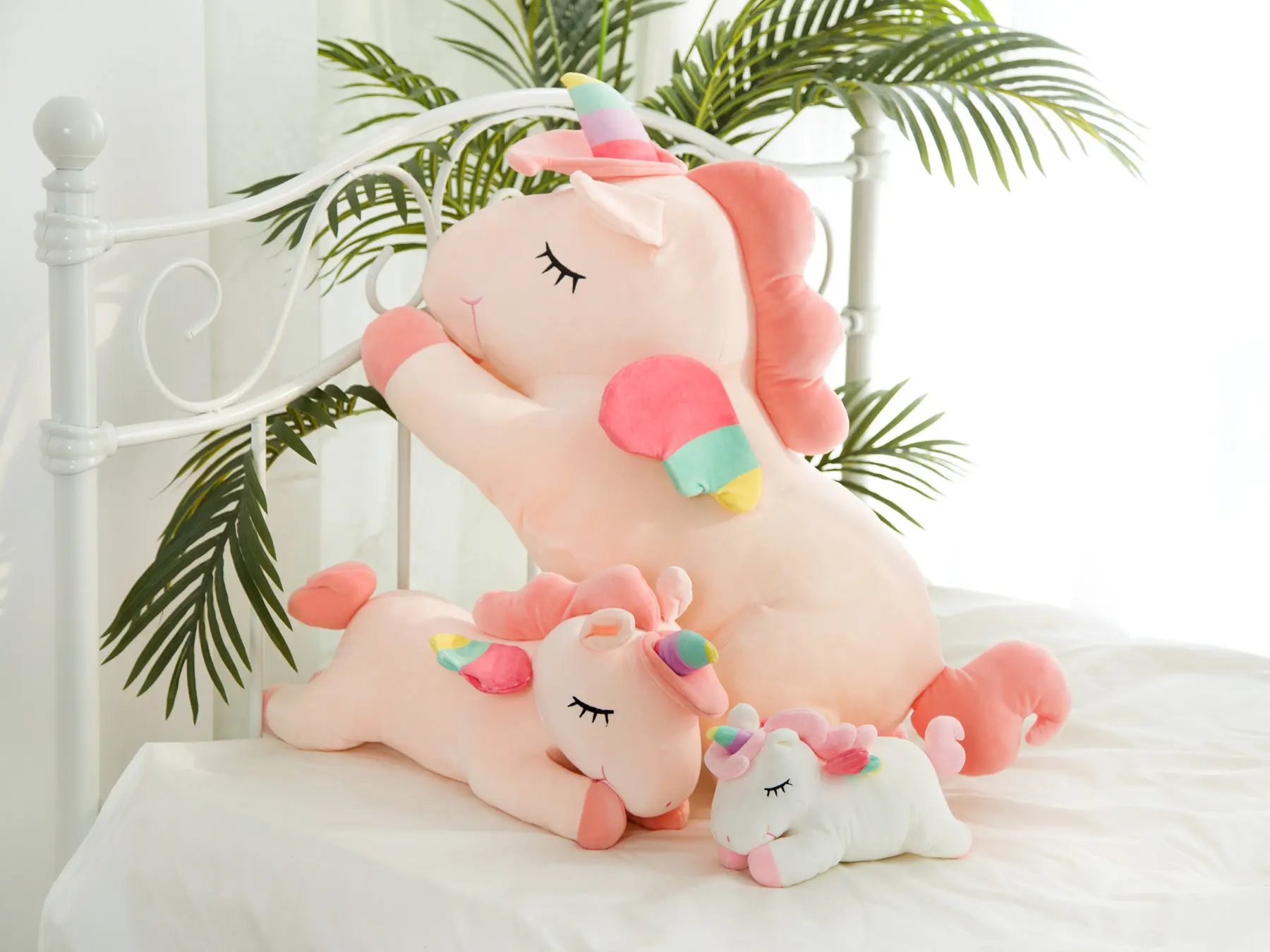 Cute 30cm Unicorn Pillow Doll Stuffed Animal Soft Baby Soft Rainbow