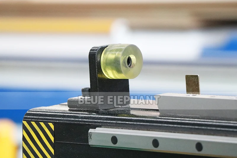Carpentry Machine Woodworking China Cnc Router 2040 Carving for Wood