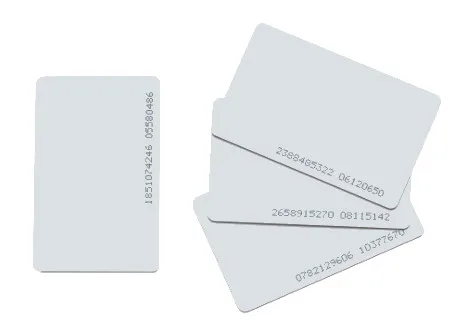1K Chip PVC Smart Card 13.56MHz RFID Communication Waterproof NFC Cr80 Size White Color Blank PET Magnetic Stripe for Hotel Use