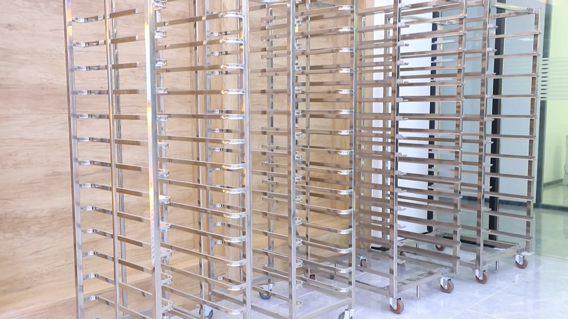 15/16/18/20/32 Tier 400 600mm Baking Tray Pan Cooling Rack Trolley