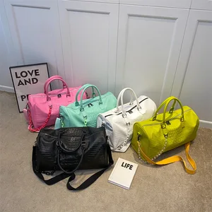 Soft Leather Anti Splash Fitness Bag New Lightweight Crossbody Handbag High Quality PU Leather Large Capacity Women's Bag