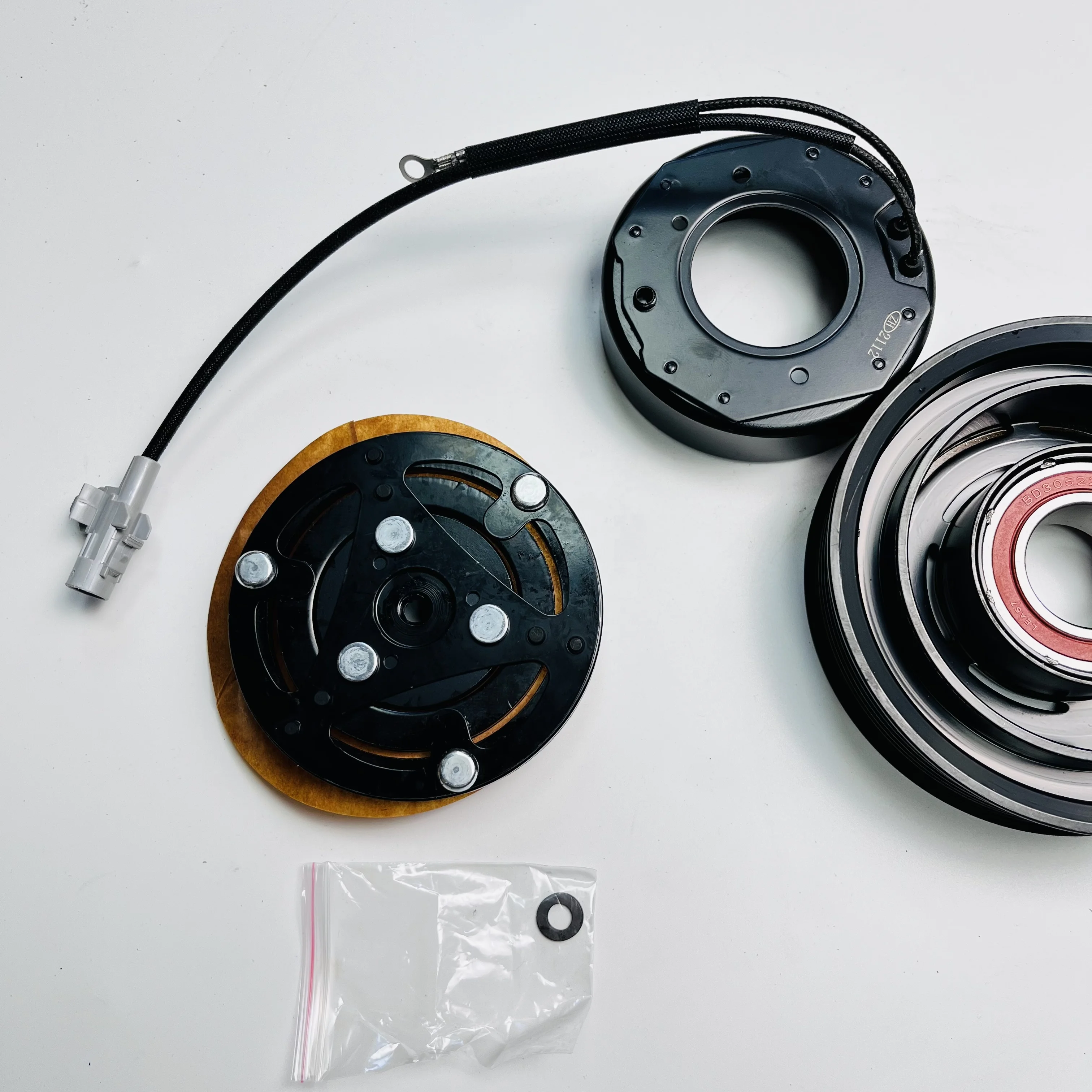 TOYOTA HILUX KUN15用 OEM 88410-0K460 車用エアコンクラッチユニット