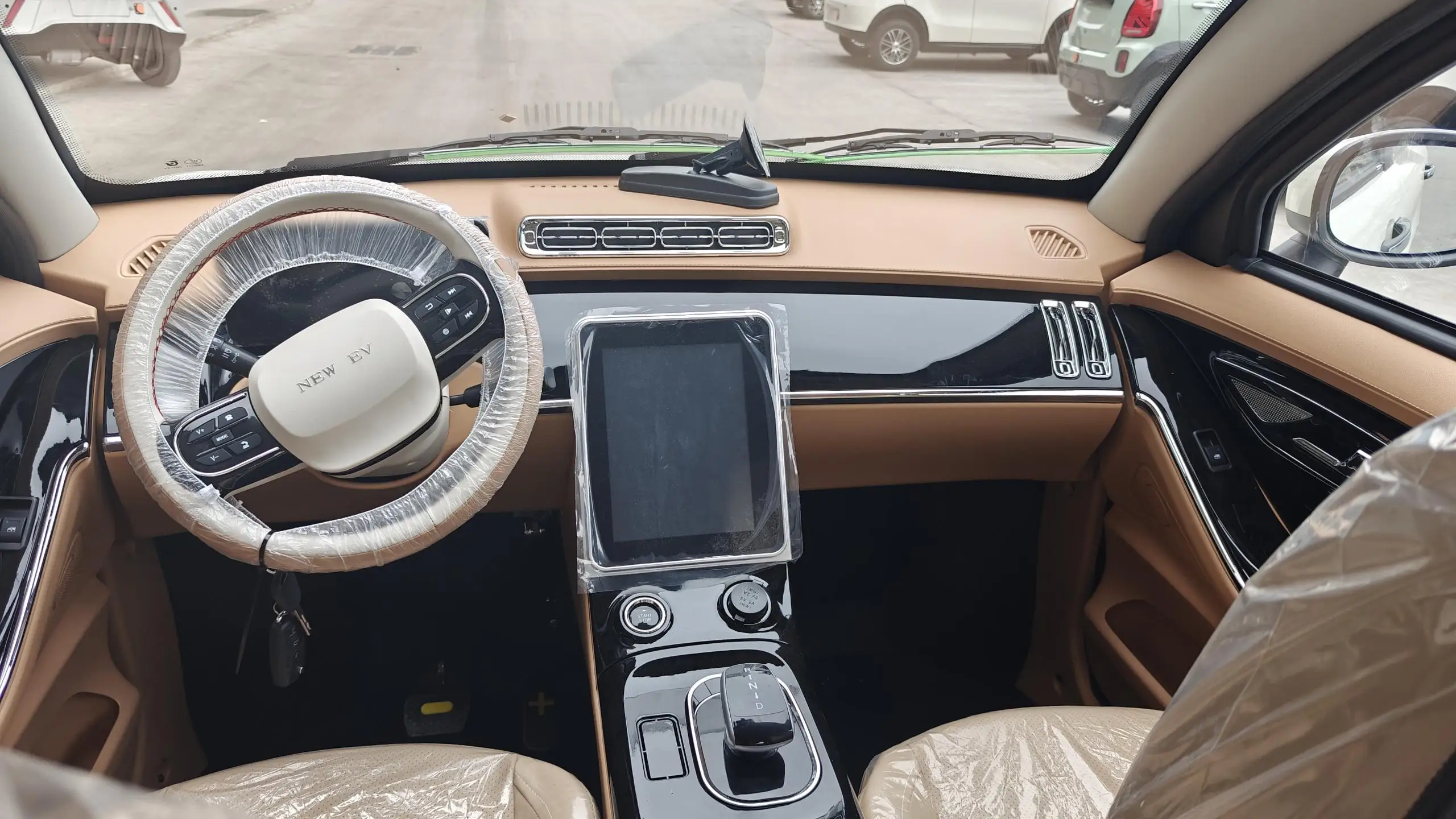 KEYU Factory Customized air Conditioning Chinese Mini Adult Electric Car 2024 4 Door for Teenager
