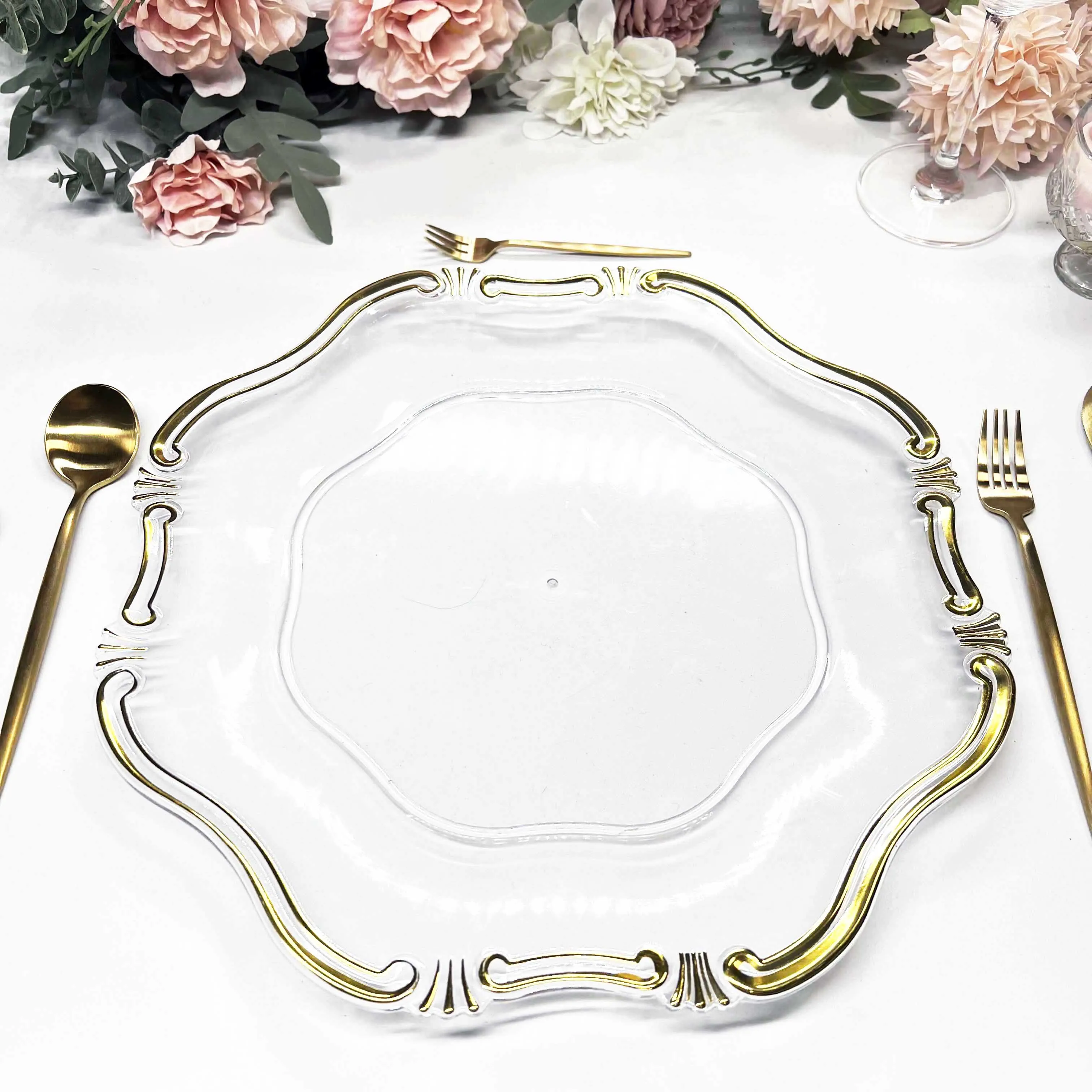 13 Inch Hot Sale Modern Design Gold Beaded Wedding Plastic Charger