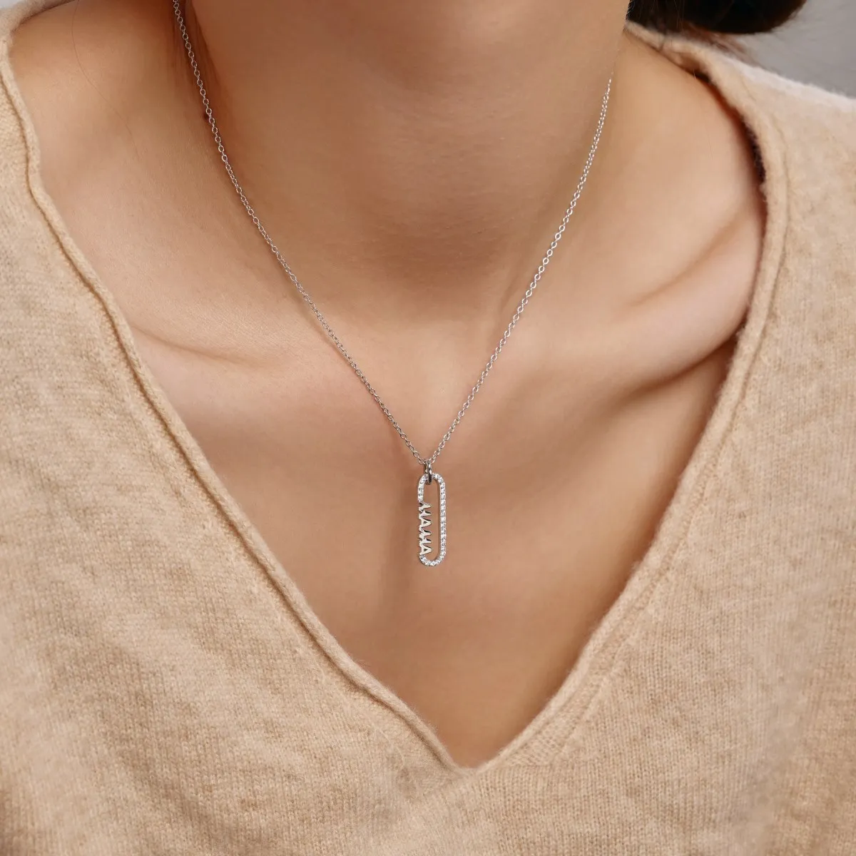 KAKODIY Mother's Day Gift 18K Gold Mom Necklace 925 Sterling Silver Paperclip Pendant Necklace for Women detail 2