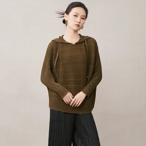 Grace in Every Fold Women's Hoodie Top Loose Casual Long-Sleeve T-Shirt Miyake Pleated Top 2025 Autumn Factory Wholesale