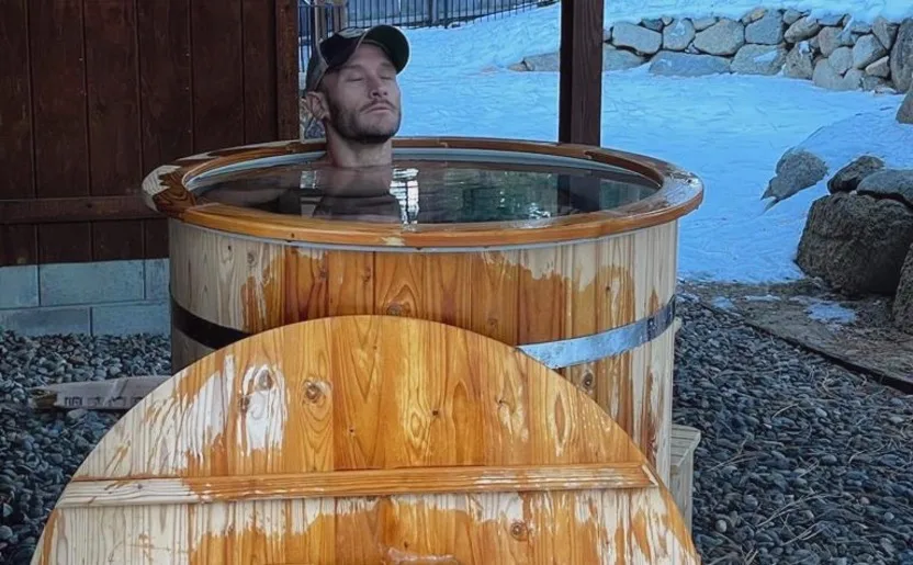 Alaskan Cold Plunge Tub