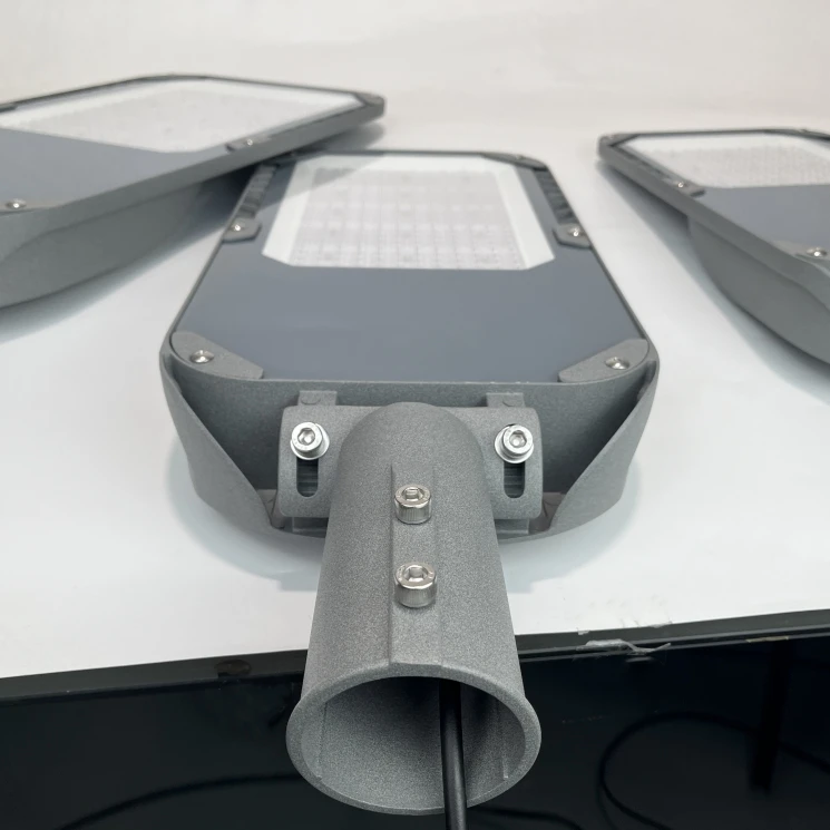 Высокое качество дешевая цена алюминиевый корпус 3 года гарантии IP65 Наружное освещение 150 Вт светодиодный уличный свет