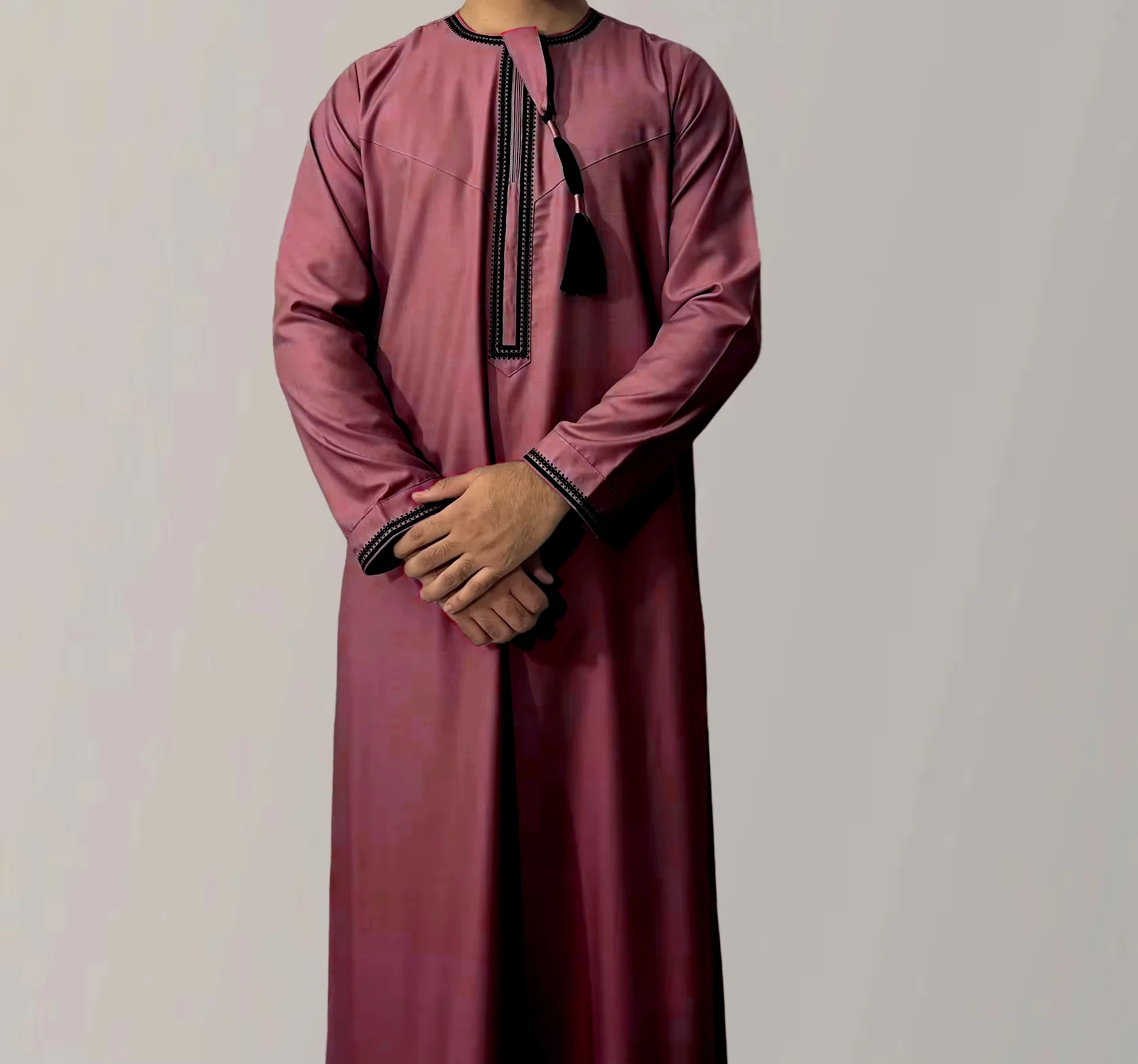 Casual Islamic Men's Long Kaftan Jalabiya Thobe Embroidered Moroccan Robes Wholesale From Saudi Arabia