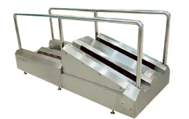 Slaughter shoe washing machine