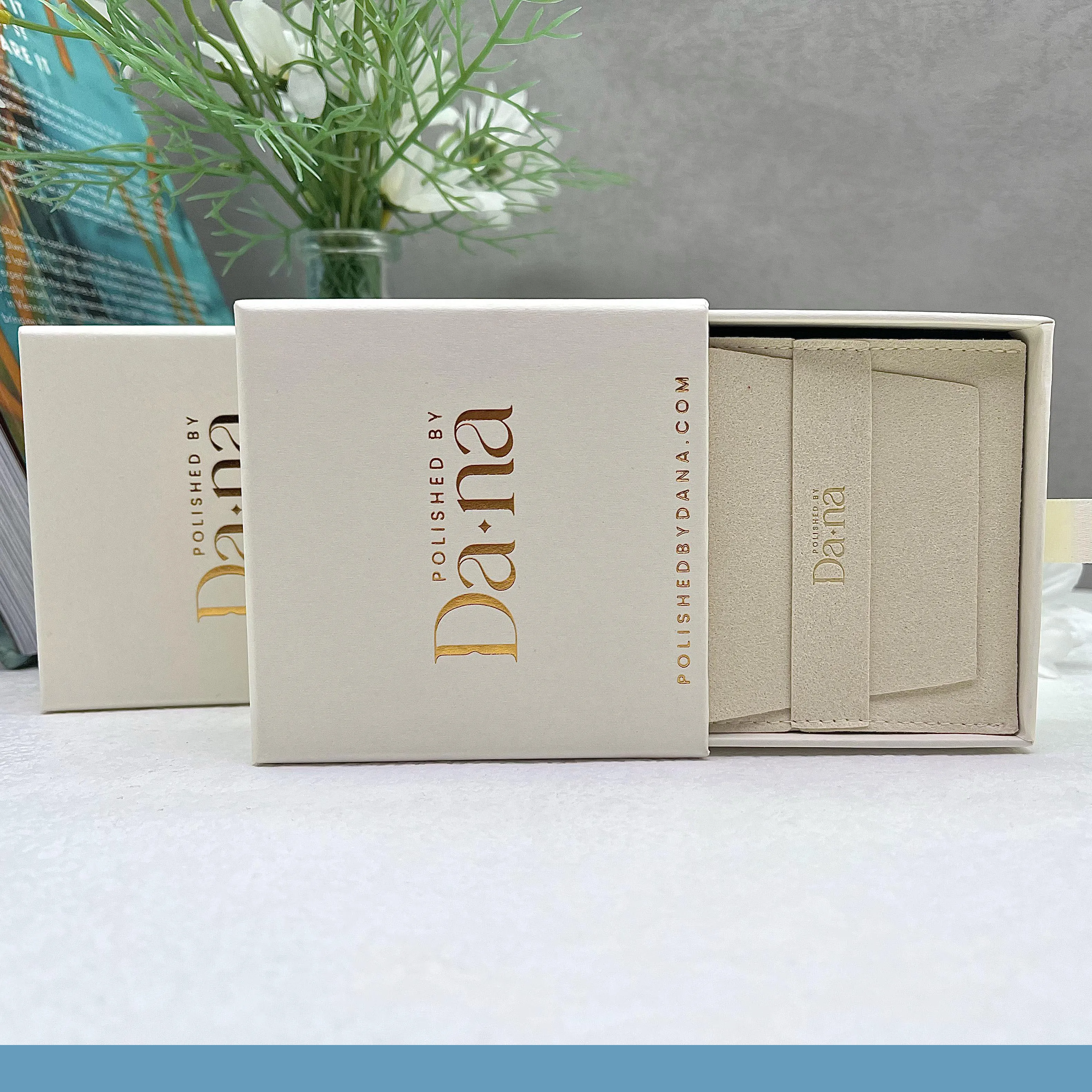 Wholesale Luxury Jewelry Packaging - Custom Boxes & Pouches
